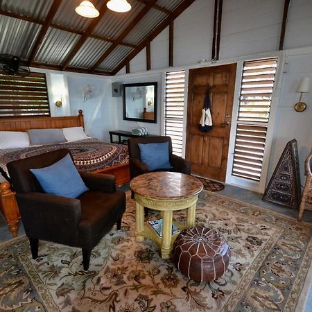 Katamah Beachfront Guesthouse Пляж Сокровищ Экстерьер фото
